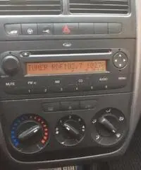 Fiat Punto 1.2 8V 5 PORTE UNICO PROPRIETARIO- KM CERTIFICATI Fiat Punto 1.2 8V 5 PORTE UNICO PROPRIETARIO- KM CERTIFICATI