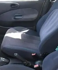 FORD Escort 1.6i 16V cat Station Wagon Ghia