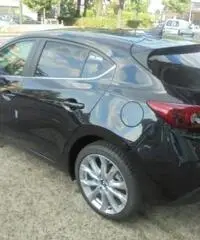 MAZDA 3 1.5 105 CV Skyactiv-D KM ZERO PELLE BIANCA Exceed MAZDA 3 1.5 105 CV Skyactiv-D KM ZERO PELLE BIANCA Exceed