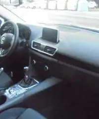 MAZDA 3 1.5 105 CV Skyactiv-D *KM ZERO* Evolve MAZDA 3 1.5 105 CV Skyactiv-D *KM ZERO* Evolve