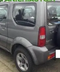 SUZUKI Jimny 1.3i 16V cat 4WD JLX Più SUZUKI Jimny 1.3i 16V cat 4WD JLX Più
