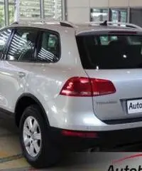 VOLKSWAGEN TOUAREG 3.0 V6 TDI BLUEMOTION 245 CV VOLKSWAGEN TOUAREG 3.0 V6 TDI BLUEMOTION 245 CV