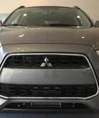 Mitsubishi ASX 1.6 DI-D 116cv 2WD Instyle Panoramic Mitsubishi ASX 1.6 DI-D 116cv 2WD Instyle Panoramic