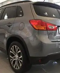 Mitsubishi ASX 1.6 DI-D 116cv 2WD Instyle Panoramic Mitsubishi ASX 1.6 DI-D 116cv 2WD Instyle Panoramic