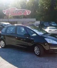 CITROEN C4 1.6 e-HDi 110 airdream Attraction CITROEN C4 1.6 e-HDi 110 airdream Attraction
