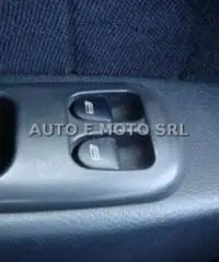 ALFA ROMEO 156 1.9 JTD cat Sportwagon distinctive