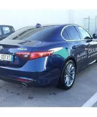 Alfa Romeo Giulia 2.2 Turbo Diesel 180 Cv AT8 Super