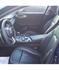 ALFA ROMEO Giulia 2.2 Turbodiesel 180 CV AT8 Super