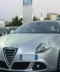 ALFA ROMEO Giulietta 1.6 JTDm-2 105 CV Start Stop ALFA ROMEO Giulietta 1.6 JTDm-2 105 CV Start Stop