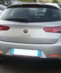 ALFA ROMEO Giulietta 1.6 JTDm-2 105 CV Start Stop ALFA ROMEO Giulietta 1.6 JTDm-2 105 CV Start Stop