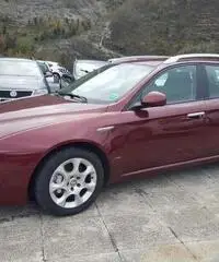 Alfa Romeo 159 1.9 JTDm Sportwagon SW Full