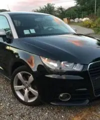 Audi A1 1.6 TDI bicolore
