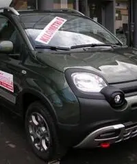 FIAT Panda Cross 1.3Mj 95cv 4x4 cross K0 07'16 5posti/sedSdopp FIAT Panda Cross 1.3Mj 95cv 4x4 cross K0 07'16 5posti/sedSdopp