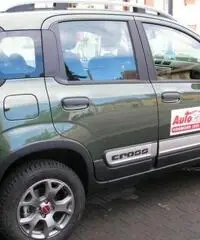 FIAT Panda Cross 1.3Mj 95cv 4x4 cross K0 07'16 5posti/sedSdopp FIAT Panda Cross 1.3Mj 95cv 4x4 cross K0 07'16 5posti/sedSdopp