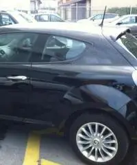 ALFA ROMEO MiTo 1.3 JTDm 85 CV S S Distinctive ALFA ROMEO MiTo 1.3 JTDm 85 CV S S Distinctive