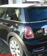 MINI Mini Mini 1.6 16V Cooper S( NAVIG-AUTOMATIK- PELLE-)!!! MINI Mini Mini 1.6 16V Cooper S( NAVIG-AUTOMATIK- PELLE-)!!!