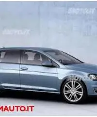 VOLKSWAGEN Golf    Nuova Golf VII 1.6 Tdi 105cv 5P BM Tech.  KM 0