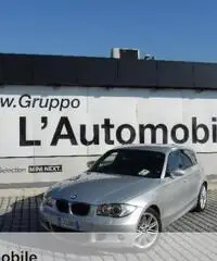 BMW 123 d cat 5 porte Futura DPF Serie 1 (E87) BMW 123 d cat 5 porte Futura DPF Serie 1 (E87)
