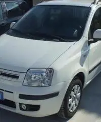 FIAT Panda 1.3 MJT 16V DPF Dynamic ( PACK CLASS ) FIAT Panda 1.3 MJT 16V DPF Dynamic ( PACK CLASS )