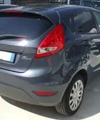 FORD Fiesta + 1.2 60CV 5 porte ( ANCHE GPL ) FORD Fiesta + 1.2 60CV 5 porte ( ANCHE GPL )