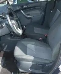 FORD Fiesta + 1.2 60CV 5 porte ( ANCHE GPL ) FORD Fiesta + 1.2 60CV 5 porte ( ANCHE GPL )