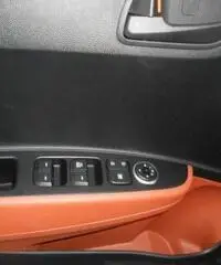 HYUNDAI i10 1.0 LOGIN NERO HYUNDAI i10 1.0 LOGIN NERO