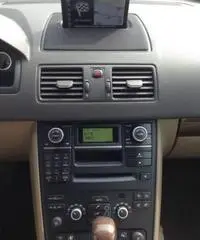 Volvo XC 90 D5 AWD Geartronic Volvo XC 90 D5 AWD Geartronic