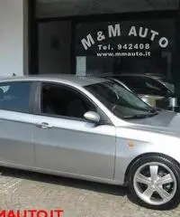 ALFA ROMEO 147 1.9 JTD (115 CV) cat 5p. Distinctive !!!! ALFA ROMEO 147 1.9 JTD (115 CV) cat 5p. Distinctive !!!!
