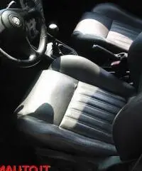ALFA ROMEO 147 1.9 JTD (115 CV) cat 5p. Distinctive !!!! ALFA ROMEO 147 1.9 JTD (115 CV) cat 5p. Distinctive !!!!