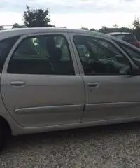 CITROEN Xsara Picasso 2.0 HDi Classique CITROEN Xsara Picasso 2.0 HDi Classique