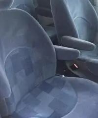 CITROEN Xsara Picasso 2.0 HDi Classique CITROEN Xsara Picasso 2.0 HDi Classique