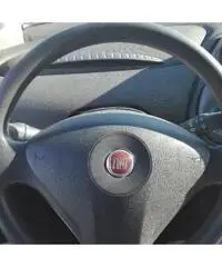 FIAT Multipla 1.6 16V Natural Power Active FIAT Multipla 1.6 16V Natural Power Active