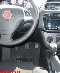 FIAT Punto 1.2 8V 5 porte Lounge EU 6 FIAT Punto 1.2 8V 5 porte Lounge EU 6