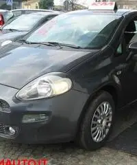 FIAT Punto 1.3 MJT II 75 CV 5 porte Street  KMO!!!! FIAT Punto 1.3 MJT II 75 CV 5 porte Street  KMO!!!!