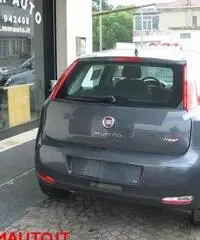 FIAT Punto 1.3 MJT II 75 CV 5 porte Street  KMO!!!! FIAT Punto 1.3 MJT II 75 CV 5 porte Street  KMO!!!!