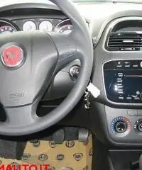 FIAT Punto 1.3 MJT II 75 CV 5 porte Street  KMO!!!! FIAT Punto 1.3 MJT II 75 CV 5 porte Street  KMO!!!!