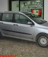 FIAT Stilo 1.9 MJT 120 CV Multi Wagon Active FIAT Stilo 1.9 MJT 120 CV Multi Wagon Active