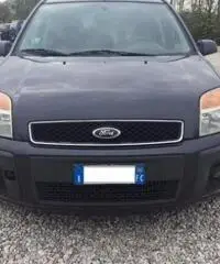 FORD Fusion 1.4 16V 5p GPL 97000km FORD Fusion 1.4 16V 5p GPL 97000km