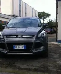 Ford Kuga 2.0 TDCI 140 CV 4WD Powersh. Lux Edition Ford Kuga 2.0 TDCI 140 CV 4WD Powersh. Lux Edition