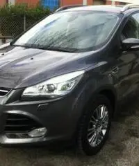 Ford Kuga 2.0 TDCI 140 CV 4WD Powersh. Lux Edition Ford Kuga 2.0 TDCI 140 CV 4WD Powersh. Lux Edition