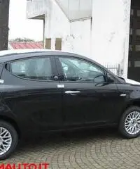 LANCIA Ypsilon 0.9 Twinair 85 CV 5 porte Metano Ecochic Gold LANCIA Ypsilon 0.9 Twinair 85 CV 5 porte Metano Ecochic Gold