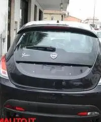 LANCIA Ypsilon 0.9 Twinair 85 CV 5 porte Metano Ecochic Gold LANCIA Ypsilon 0.9 Twinair 85 CV 5 porte Metano Ecochic Gold