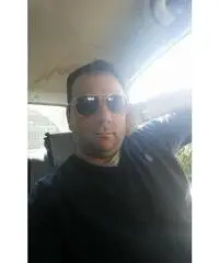 Ragazzo cerca ragazza seria per relazione