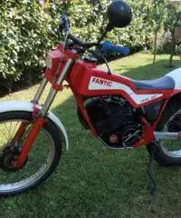 MOTO DA TRIAL FANTIC 301 PROGRESS 1 MOTO DA TRIAL FANTIC 301 PROGRESS 1