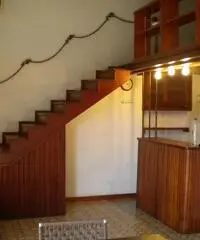 MATURO IN CERCA DI UNA DONNA ANCHE COME ASSISTENTE MATURO IN CERCA DI UNA DONNA ANCHE COME ASSISTENTE