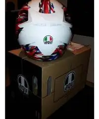 CASCO AGV NUOVO MAI UTILIZZATO CASCO AGV NUOVO MAI UTILIZZATO