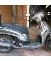 Kymco People 200s