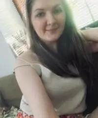 Sono una donna semplice di 34 anni Sono una donna semplice di 34 anni