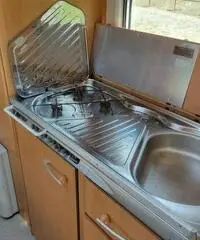 Caravan KNAUS modello 650 TK SUDWIND doppio asse