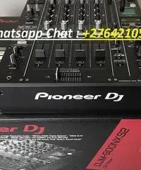 2x Pioneer CDJ-2000NXS2 +  1x DJM-900NXS2 mixer costo €1899 2x Pioneer CDJ-2000NXS2 +  1x DJM-900NXS2 mixer costo €1899